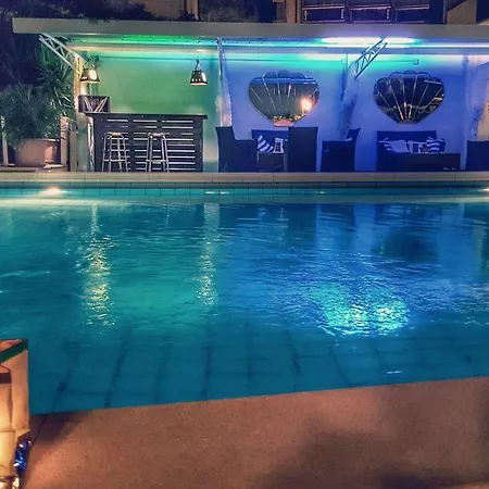 Mauritius Sentirsi A Casa 里乔内